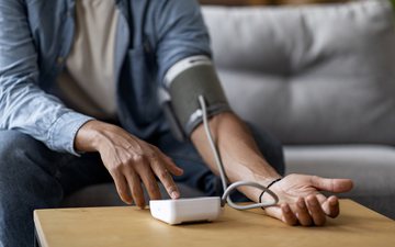 Muita gente pode ter pressão alta durante anos sem se dar conta - iStock