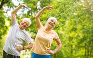 Entre os principais benefícios da atividade física na terceira idade estão redução do risco de quedas e lesões - iStock