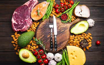A dieta cetogênica mais tradicional sugere limitar os carboidratos a 10% do total de calorias diárias - iStock