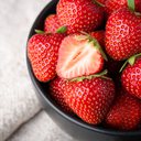 Aproveite que a fruta está em alta e ajuda na prevenção de doenças - iStock