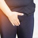 Ela diz que nem depois do banho o cheiro diminui - iStock