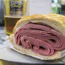 Estudo apontou relação entre dieta pobre em fibras, além de rica em pão branco e álcool, ao câncer - iStock
