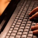 Estudo avaliou atividade cerebral de estudantes durante exposição a vídeo pornográfico - iStock