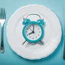 Pessoas que relataram pular o café da manhã apresentaram 18% mais chances de sofrer fraturas - iStock