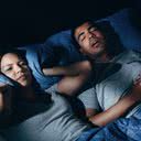 Quem dorme com o roncador muitas vezes recorre a remédios ou é obrigado a mudar de quarto - iStock