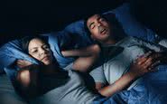 Quem dorme com o roncador muitas vezes recorre a remédios ou é obrigado a mudar de quarto - iStock