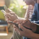 Estudo comprova que os jovens são mais sensíveis às curtidas nas redes sociais - iStock