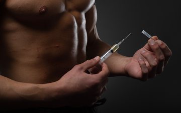 Caso reacendeu discussões importantes sobre os riscos da busca por performance física extrema - iStock