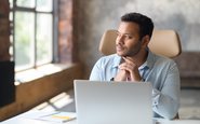 Exercício moderado não compensa os danos de passar o dia sentado - iStock