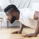 Existem diversos programas de atividade física que podem ser feitos no conforto da sua casa - iStock