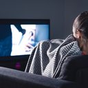 Estudo mostra que os jovens realmente debatem sobre a série com pessoas próximas - iStock