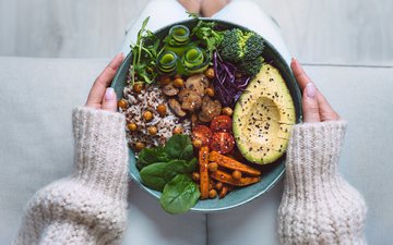 Estudos mostram que vale a pena rechear o prato com vegetais - iStock