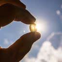 O modo mais conhecido da formação da vitamina D no organismo é por meio da exposição solar - iStock