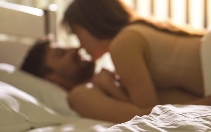 Sexo tende a ser mais intenso e frequente quando o casal está relaxado - iStock